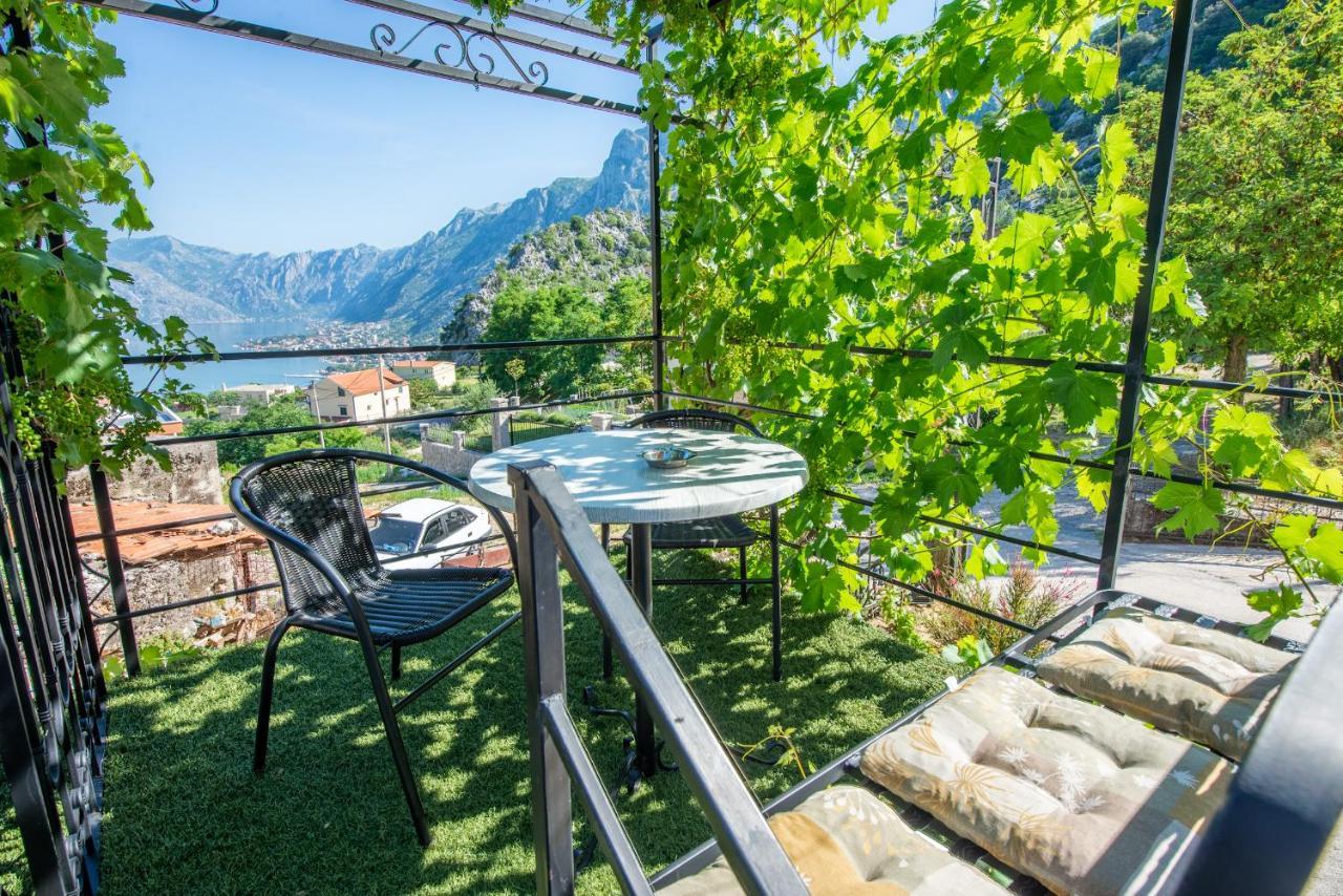 Apartments Golden View Kotor Exterior foto