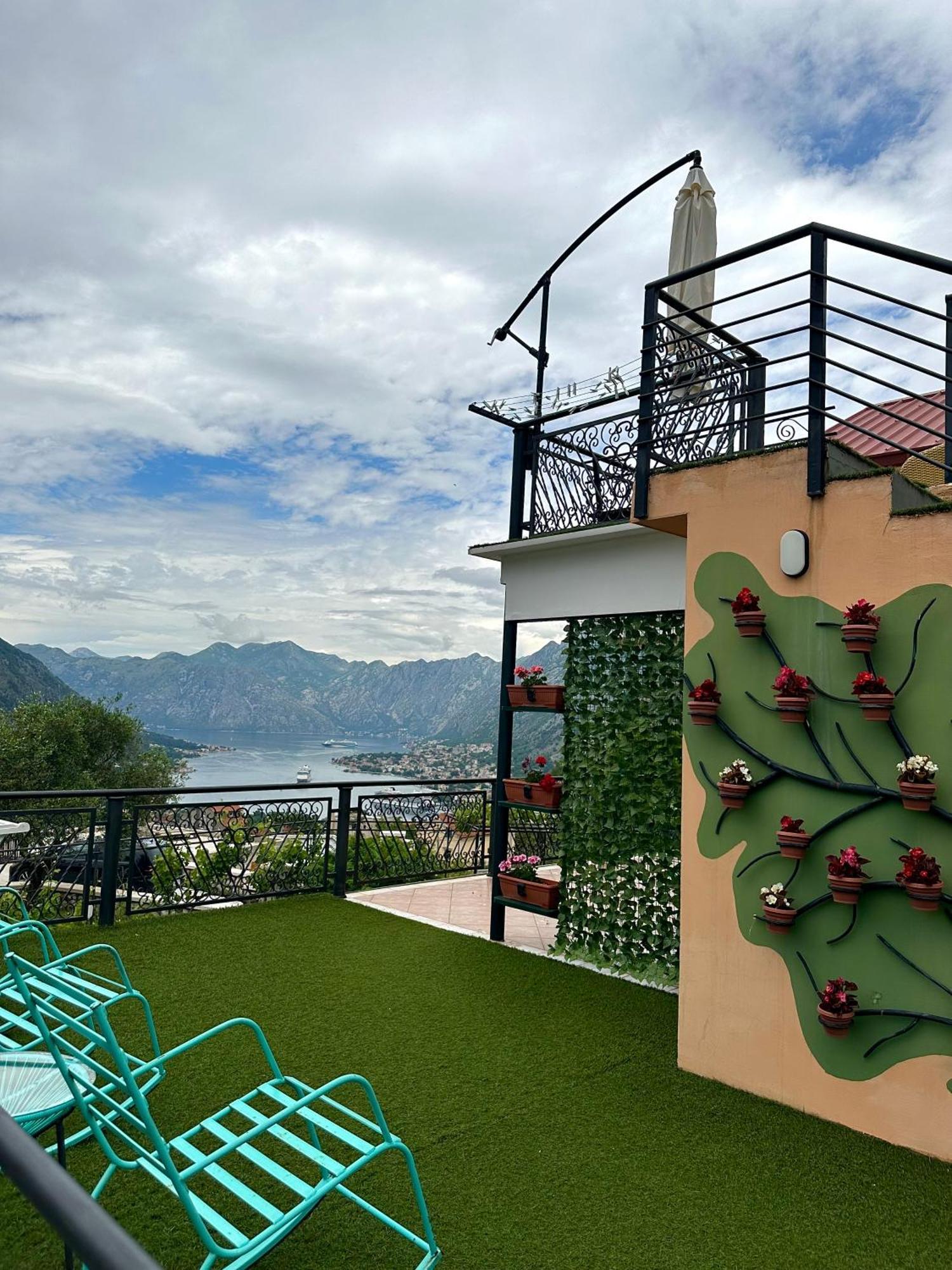 Apartments Golden View Kotor Exterior foto