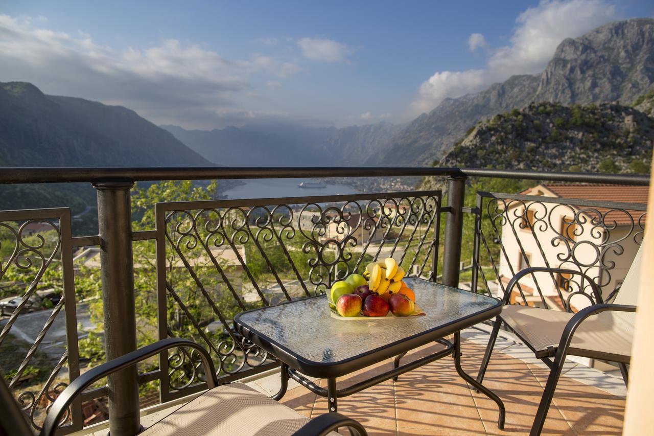 Apartments Golden View Kotor Exterior foto